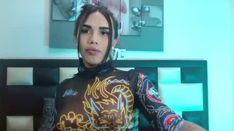 princess_violetx online show from 10.21.25