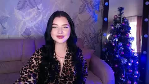 princessamira1 online show from 12.13.24
