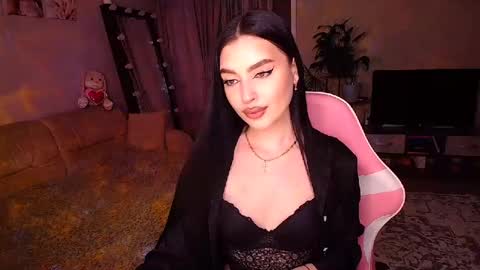 Snapshot of princessamira1 chatting on 01.18.26 princessamira1 online show from 01.18.26