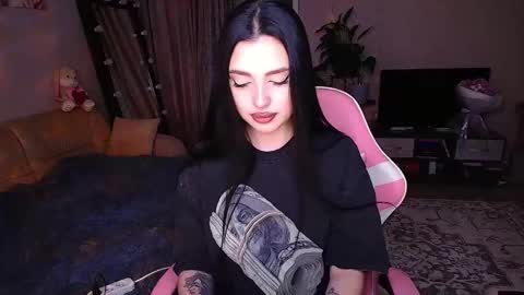 Snapshot of princessamira1 chatting on 02.21.26 princessamira1 online show from 02.21.26