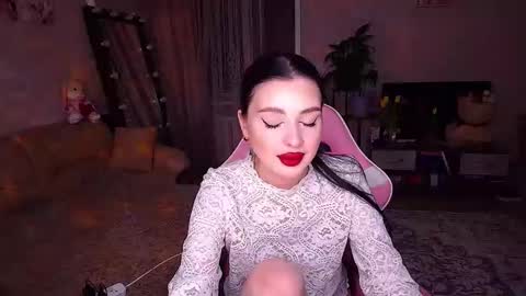 Snapshot of princessamira1 chatting on 03.09.26 princessamira1 online show from 03.09.26