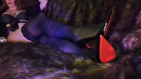 Snapshot of princesscherries chatting on 11.12.25 Princess Cherry online show from 11.12.25