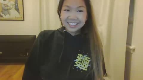 Snapshot of princesskimami chatting on 01.13.25 princesskimami online show from 01.13.25