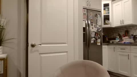 Snapshot of princesskimami chatting on 09.21.25 princesskimami online show from 09.21.25