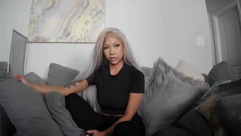 Snapshot of princesskimami chatting on 10.07.25 princesskimami online show from 10.07.25