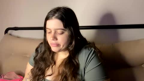 Snapshot of princesslaylaa chatting on 01.15.25 princessviccxo online show from 01.15.25