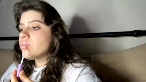 Snapshot of princesslaylaa chatting on 02.05.25 princessviccxo online show from 02.05.25