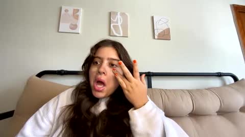 Snapshot of princesslaylaa chatting on 09.12.25 princessviccxo online show from 09.12.25