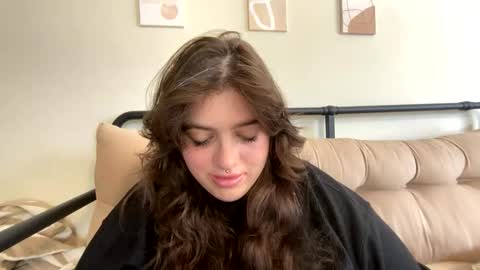 Snapshot of princesslaylaa chatting on 09.25.25 princessviccxo online show from 09.25.25