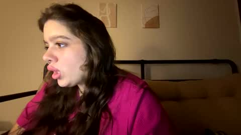 Snapshot of princesslaylaa chatting on 10.09.25 princessviccxo online show from 10.09.25