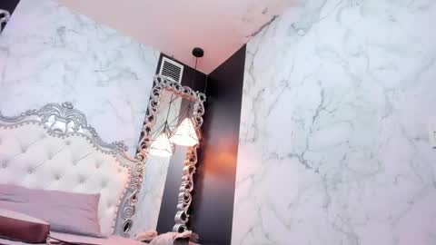   online show from 09.18.25