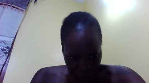 Snapshot of princessmiles2 chatting on 05.15.26 phelly online show from 05.15.26