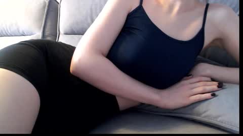 Snapshot of princessof_lust chatting on 11.05.25 Kris3 online show from 11.05.25