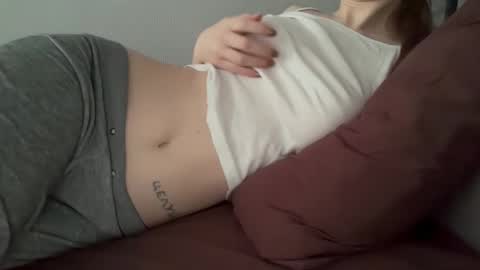 Snapshot of princessof_lust chatting on 12.14.25 Kris3 online show from 12.14.25