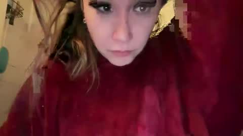 Snapshot of princessoftenis44 chatting on 11.27.25 princessoftenis44 online show from 11.27.25