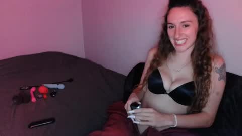Naomi  online show from 08.03.26