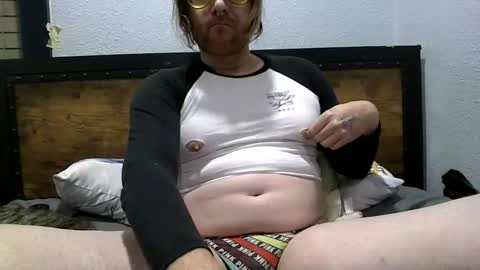 Snapshot of princesstinydick69 chatting on 02.08.25 princesstinydick69 online show from 02.08.25