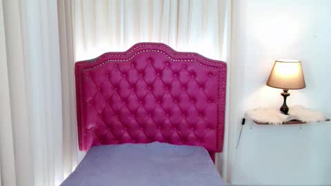 Snapshot of princessyanzy chatting on 04.14.26 princessyanzy1 online show from 04.14.26