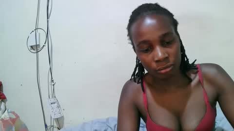 Snapshot of pritty_amber chatting on 03.25.26 pritty_amber online show from 03.25.26