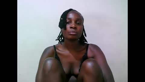 Snapshot of pritty_amber chatting on 04.02.26 pritty_amber online show from 04.02.26