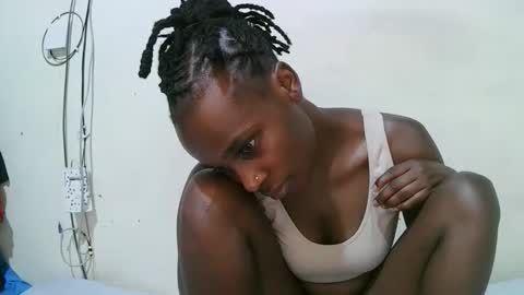 Snapshot of pritty_amber chatting on 04.10.26 pritty_amber online show from 04.10.26