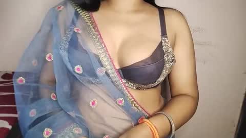 priyu_ online show from 11.19.25