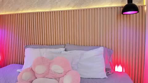 Profana Red online show from 04.29.26