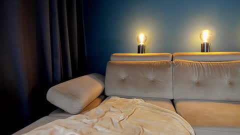 Raven  but you can call me sweetie or honey too  online show from 03.26.26