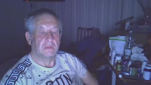 Snapshot of projectorepson chatting on 04.18.26 projectorepson online show from 04.18.26