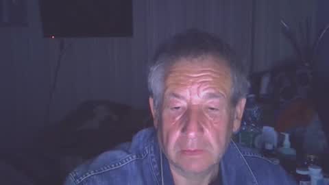 Snapshot of projectorepson chatting on 04.29.26 projectorepson online show from 04.29.26