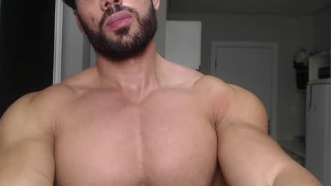 promuscles4u online show from 12.18.24