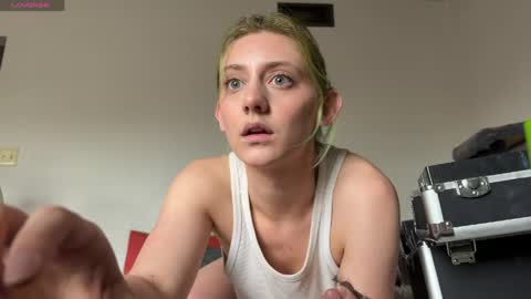 Oli online show from 04.17.26