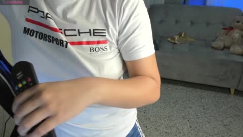 Snapshot of prvncessa_10 chatting on 01.02.25 INDEPENDENT MODEL online show from 01.02.25