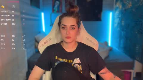 Queen of Pain online show from 03.25.26