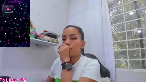 psique_naughty2 online show from 10.25.25