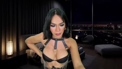 Snapshot of psychiq chatting on 01.29.25 psychiq online show from 01.29.25