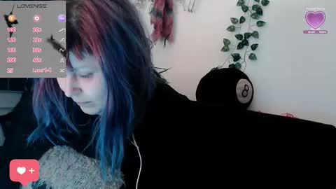 Snapshot of psychobitch69 chatting on 10.30.25 OlivePsy online show from 10.30.25