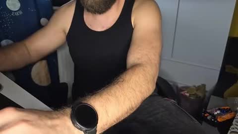 Snapshot of ptoku1985 chatting on 10.10.25 ptoku1985 online show from 10.10.25