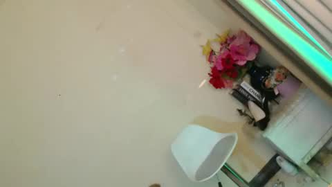 Snapshot of public_slut_cam chatting on 01.09.26 public_slut_cam online show from 01.09.26