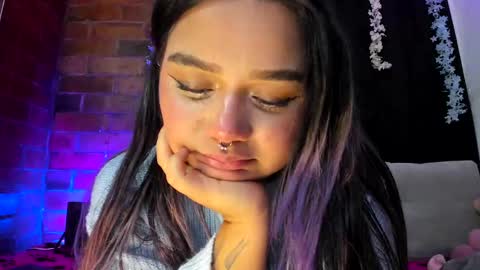 Snapshot of pucaa_ chatting on 10.01.25 Emma Rico   model indep online show from 10.01.25