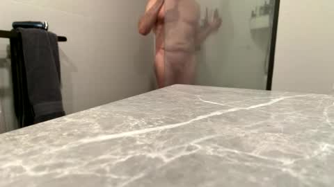 Snapshot of puffiest chatting on 11.04.25 puffiest online show from 11.04.25