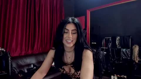 MissPuffyLove online show from 04.08.26