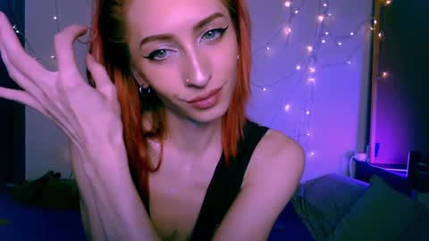 EsteticHouse online show from 12.18.24