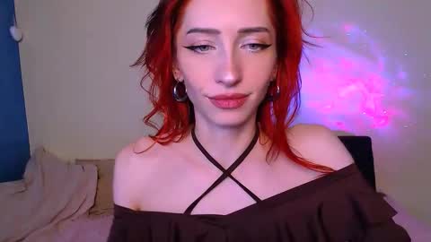 Snapshot of pufpufog chatting on 02.01.26 EsteticHouse online show from 02.01.26