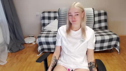 Polly online show from 02.19.26