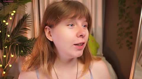 constant schedule Wednesday  Friday  Saturday  Sunday  The Rosemarie online show from 09.14.25