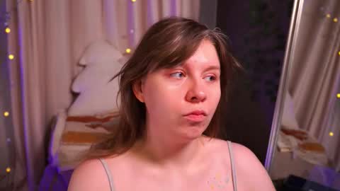 Snapshot of pure_dirt chatting on 02.06.26 constant schedule Wednesday Friday Saturday Sunday The Rosemarie online show from 02.06.26