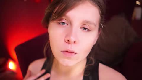 Snapshot of pure_dirt chatting on 02.14.26 constant schedule Wednesday Friday Saturday Sunday The Rosemarie online show from 02.14.26