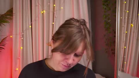 Snapshot of pure_dirt chatting on 02.15.26 constant schedule Wednesday Friday Saturday Sunday The Rosemarie online show from 02.15.26