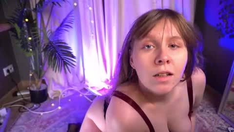 Snapshot of pure_dirt chatting on 02.20.26 constant schedule Wednesday Friday Saturday Sunday The Rosemarie online show from 02.20.26